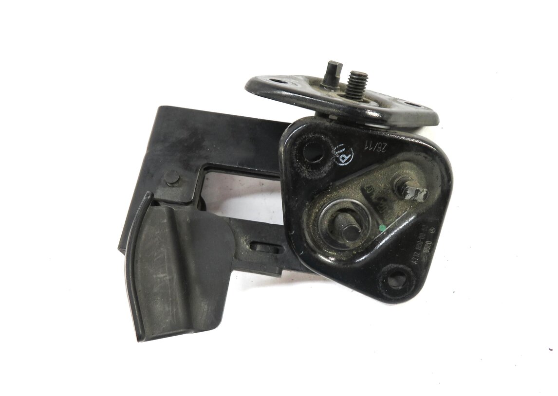 Thumbnail 4: 2012 MERCEDES C250 (W204) FRONT HOOD SAFETY LATCH CATCH HOOK RELEASE LEVER