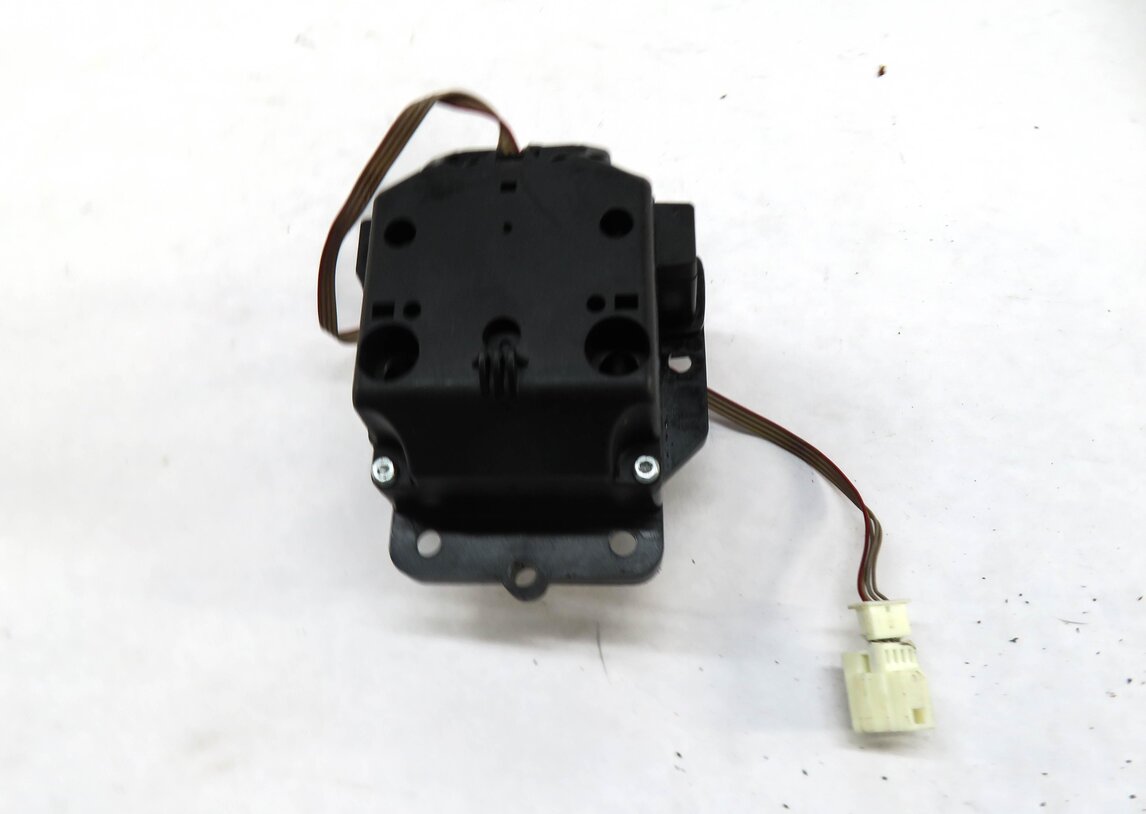Thumbnail 4: 2012-2015 MERCEDES C E GLK (W204 W212 X204) RADIO NAVIGATION COMMAND SWITCH KNOB