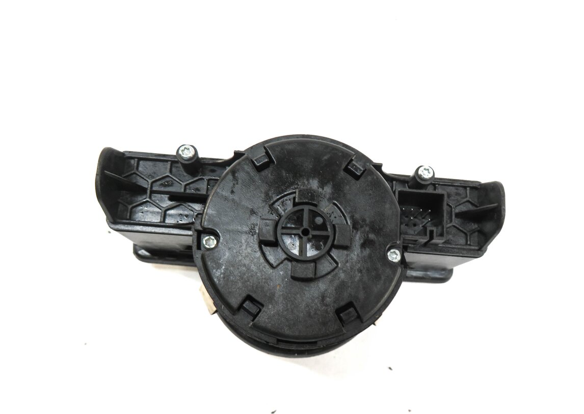 Thumbnail 4: 12-21 MERCEDES B CLA E G GL ML CLS SLK (A207 C207 W207 W212) HEADLIGHT SWITCH