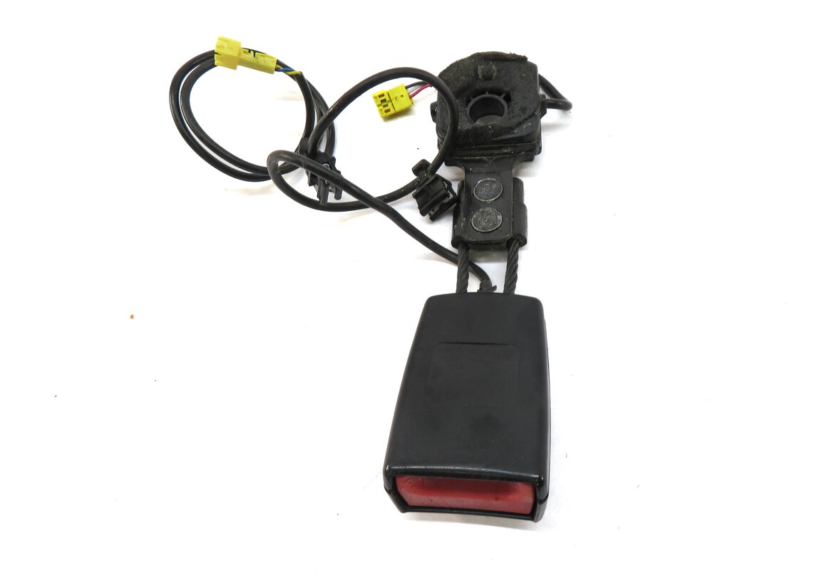 Thumbnail 3: 2010-2017 MERCEDES C E CLASS (C204 W207) RIGHT FRONT PASSENGER SEATBELT RECEIVER