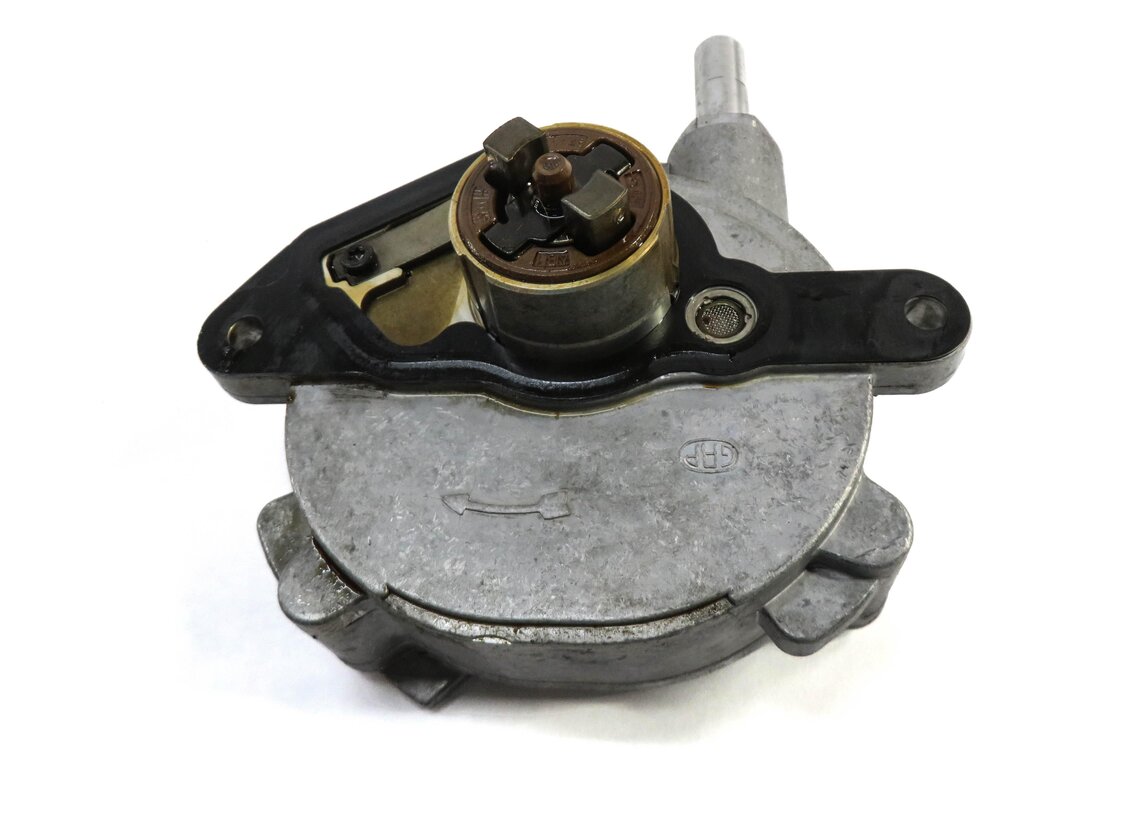 Thumbnail 2: 2012-2015 MERCEDES BENZ C250 SLK250 (W204 R172) RWD 1.8L TURBO BRAKE VACUUM PUMP