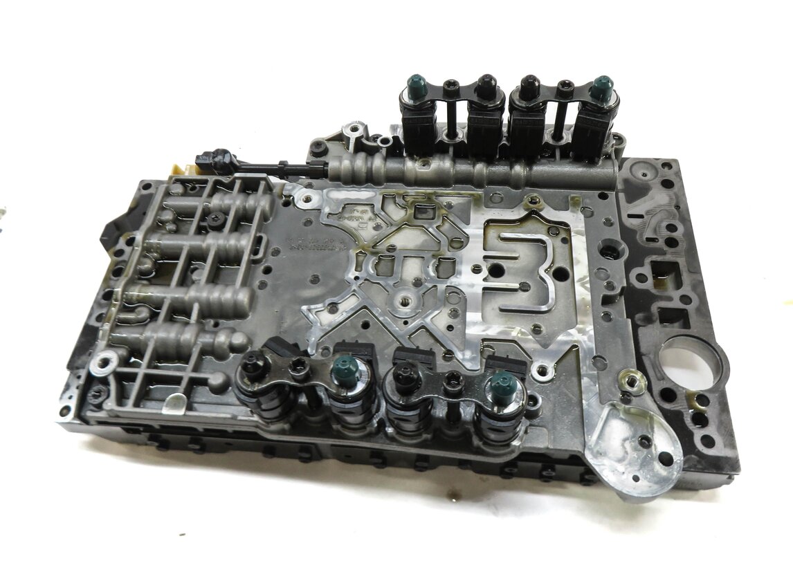 Thumbnail 2: 12-19 MERCEDES C E GLS SL CLS SLK (R172 W204 W212) TRANSMISSION CONDUCTOR PLATE