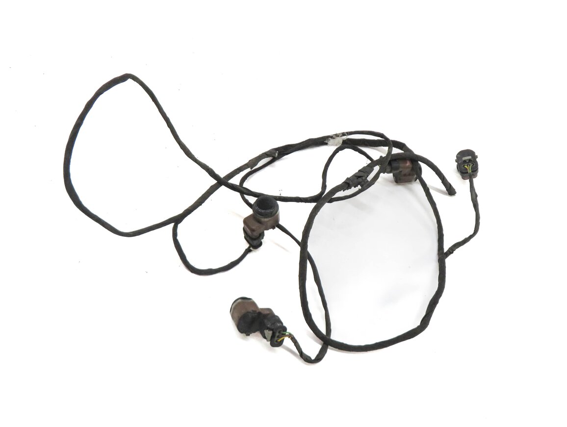 2016 BMW 535i (F10) REAR PDC PARK DISTANCE SENSOR SET w/ HARNESS (BLACK 475)