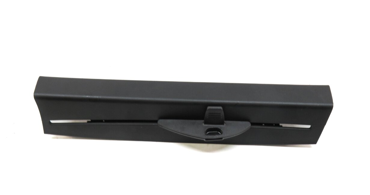 Thumbnail 2: 11-16 BMW 528i 535i 550i M5 ///M (F10) RIGHT REAR DOOR VENT WINDOW PRIVACY SHADE