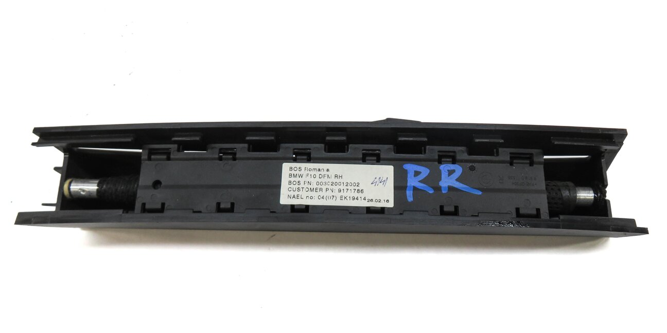 Thumbnail 3: 11-16 BMW 528i 535i 550i M5 ///M (F10) RIGHT REAR DOOR VENT WINDOW PRIVACY SHADE