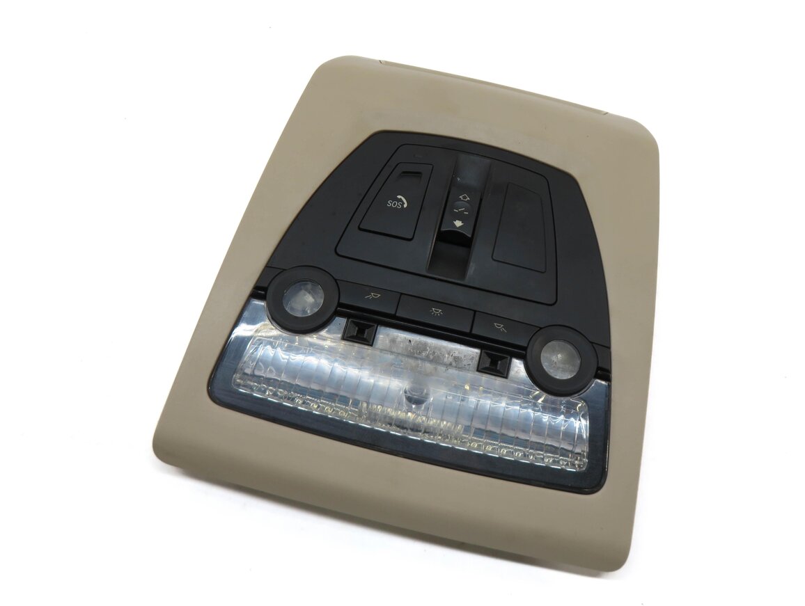 2016 BMW 535i (F10) FRONT DOMELIGHT MAP READING COURTESY DOME LIGHT LAMP (BEIGE)