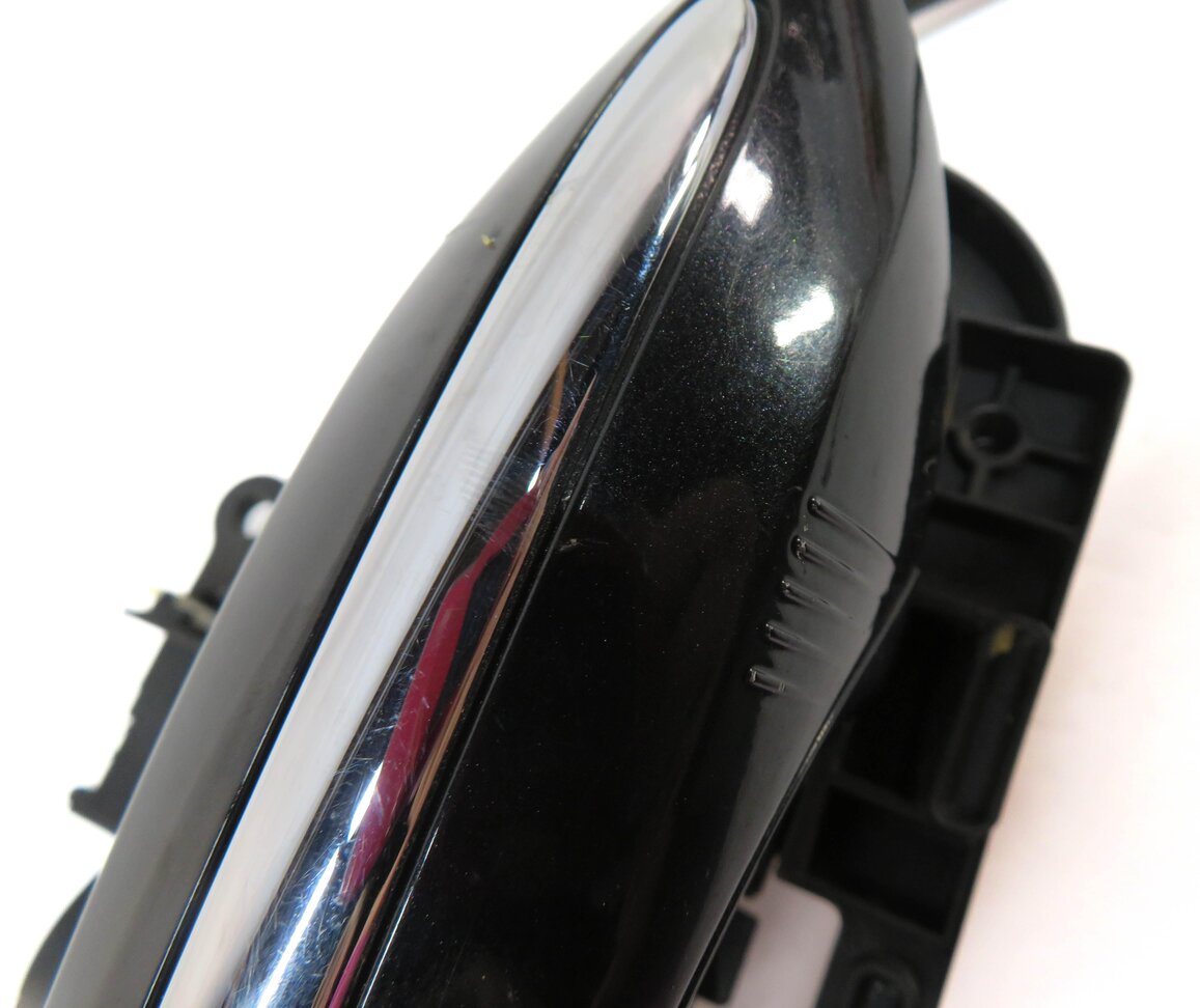 Thumbnail 5: 09-19 BMW 5 6 7 SERIES (F01 F10 F12) RIGHT FRONT COMFORT DOOR HANDLE (BLACK)