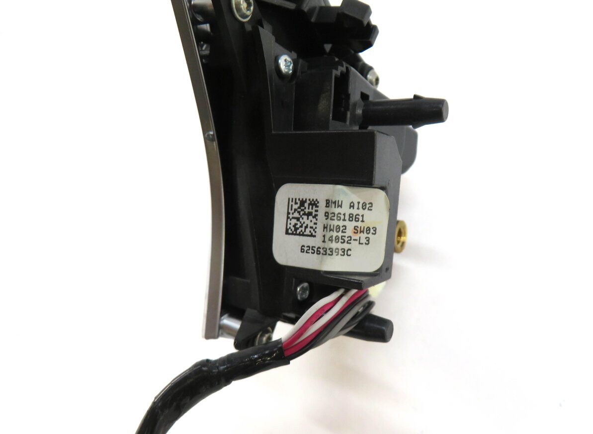 Thumbnail 8: 2014 BMW 428i (F32) SPORT STEERING WHEEL SWITCH BUTTON SET w/ TRIM