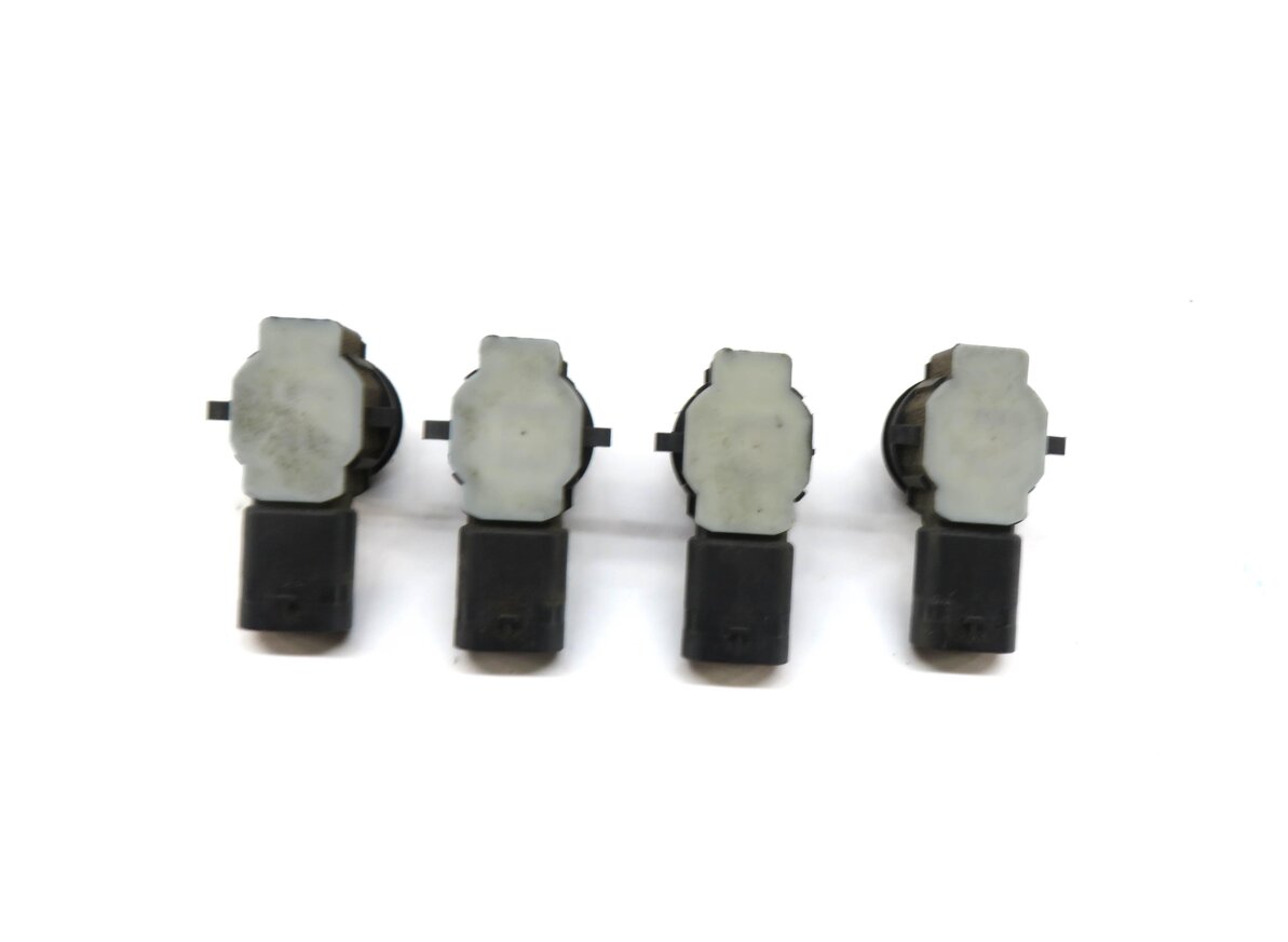Thumbnail 3: 2014 BMW 428i (F32) REAR PDC PARK DISTANCE SENSOR SET (MINERAL GRAY METALLIC)