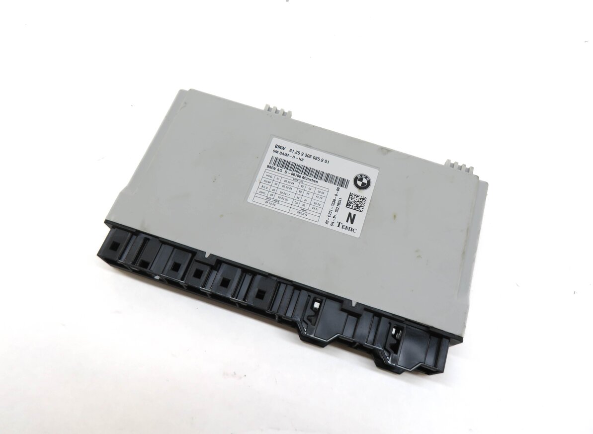 Thumbnail 1: 2014 BMW 428i (F32) LEFT FRONT DRIVER MEMORY SEAT CONTROL MODULE