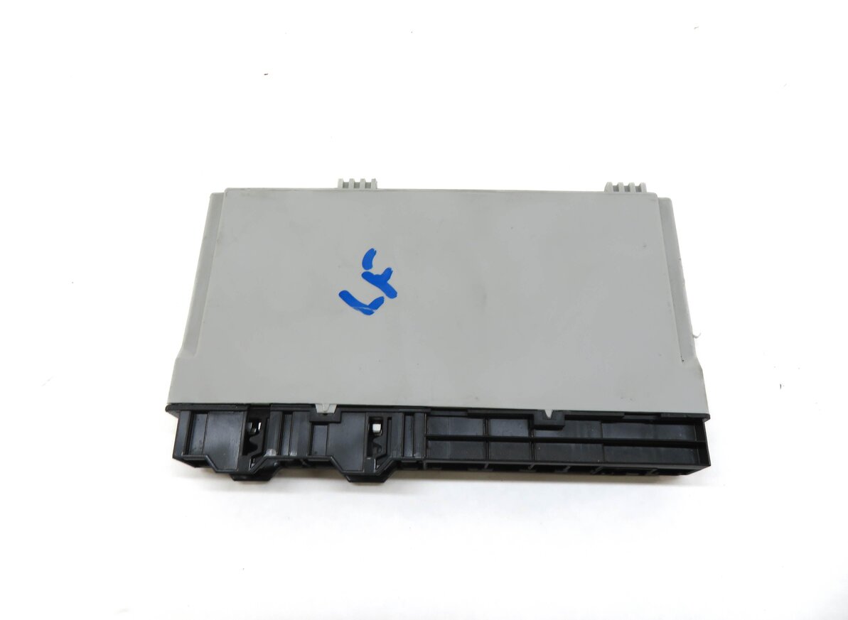Thumbnail 3: 2014 BMW 428i (F32) LEFT FRONT DRIVER MEMORY SEAT CONTROL MODULE