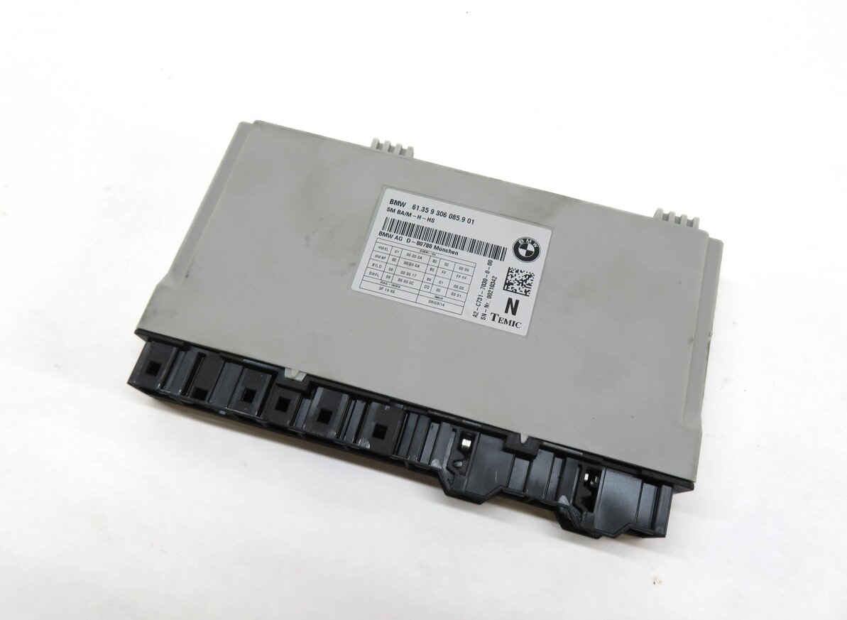Thumbnail 1: 2014 BMW 428i (F32) RIGHT FRONT PASSENGER MEMORY SEAT CONTROL MODULE