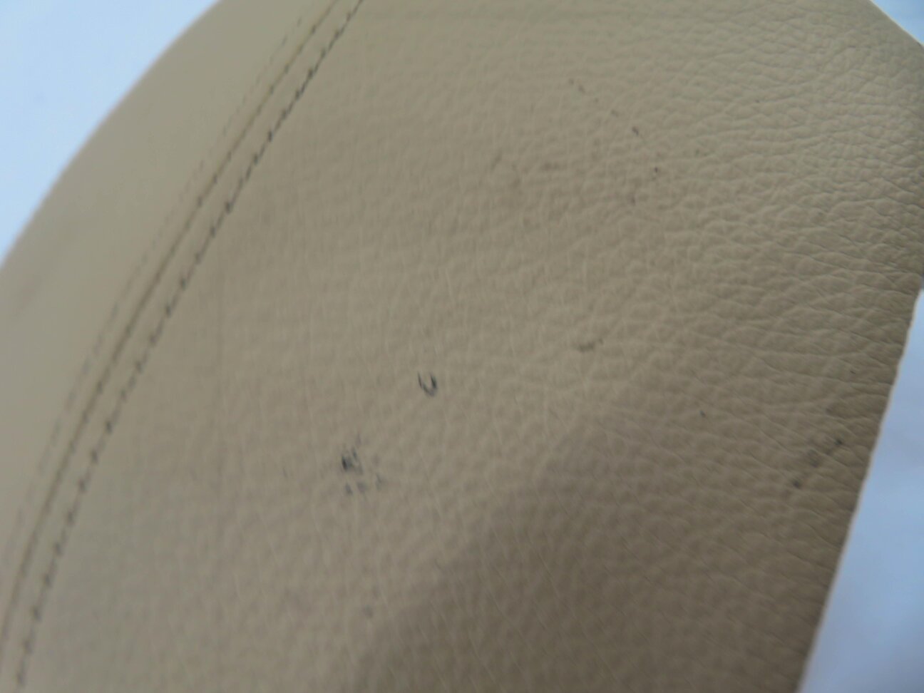 Thumbnail 6: 2014 BMW 428i (F32) FRONT LEFT & RIGHT SEAT HEADREST SET (VENETO BEIGE LEATHER)