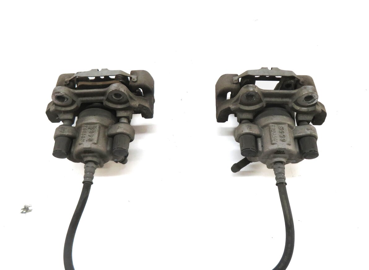 Thumbnail 11: 2012-2020 BMW 2 / 3 / 4 SERIES (F22 F30 F32) FRONT & REAR BRAKE CALIPER SET-4