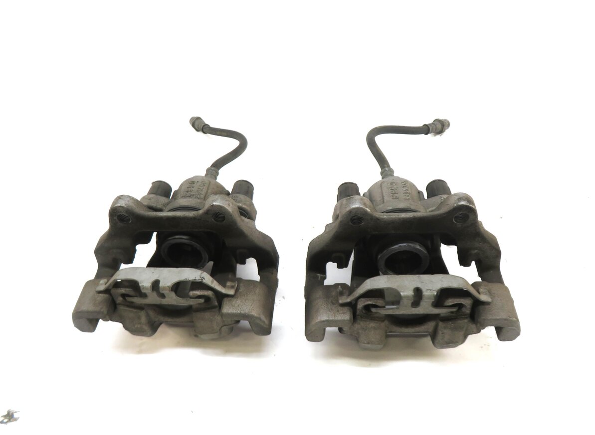 Thumbnail 12: 2012-2020 BMW 2 / 3 / 4 SERIES (F22 F30 F32) FRONT & REAR BRAKE CALIPER SET-4