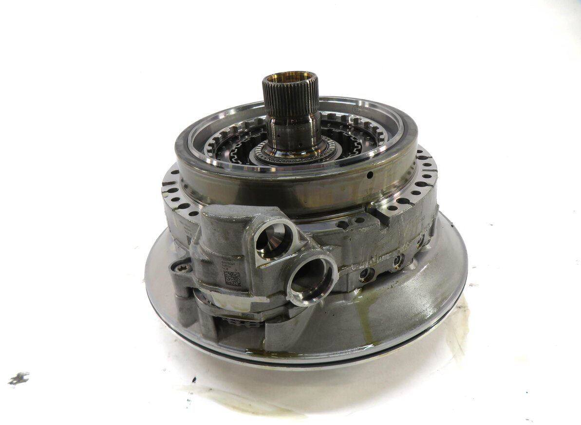 Thumbnail 2: 14-16 BMW 228i 328i 428i 528i (F22 F30 F32 F10) 8HP-45 TRANSMISSION OIL PUMP