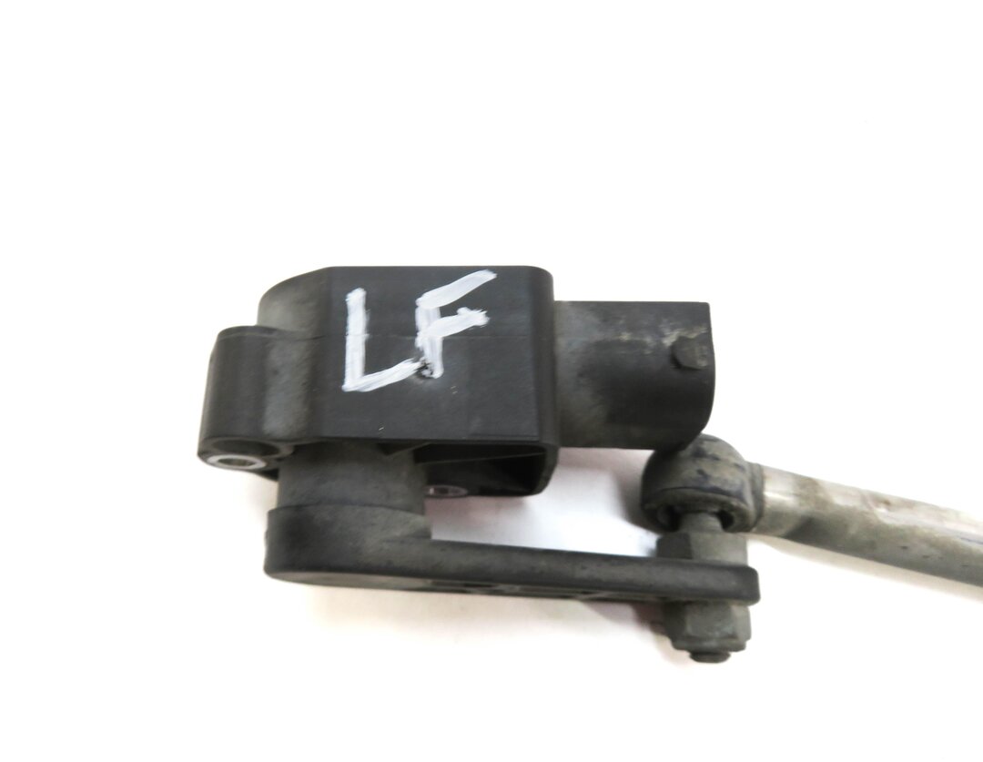 Thumbnail 4: 2011 BMW X5 (E70) LEFT FRONT DRIVER SUSPENSION HEIGHT LEVEL SENSOR