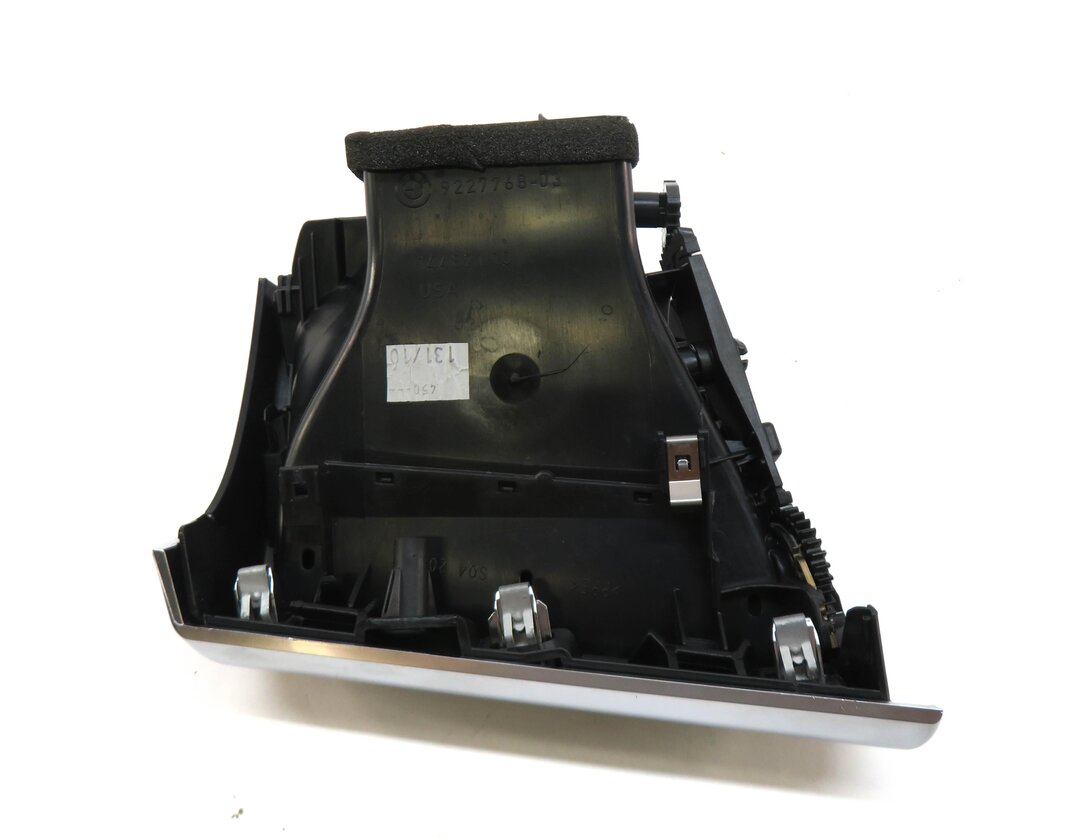 Thumbnail 4: 2011 BMW X5 (E70) RIGHT FRONT PASSENGER DASH HEATER A/C AIR VENT