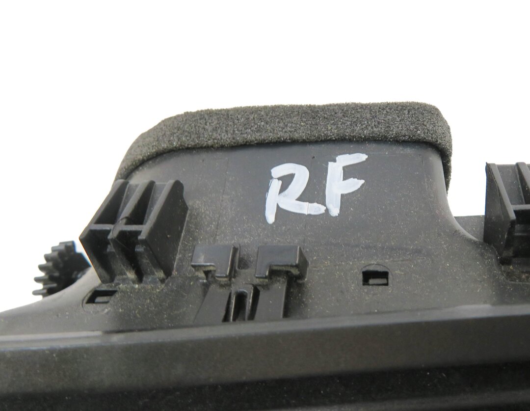 Thumbnail 5: 2011 BMW X5 (E70) RIGHT FRONT PASSENGER DASH HEATER A/C AIR VENT