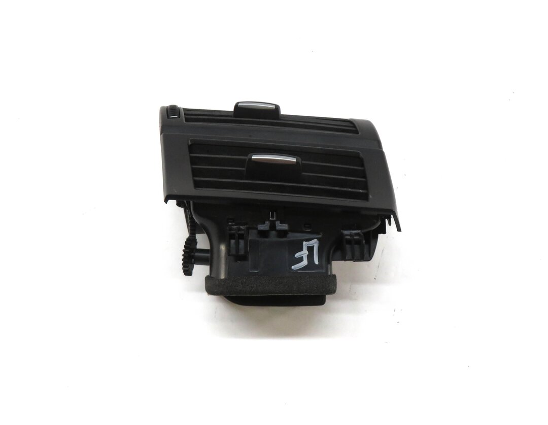 Thumbnail 3: 2011 BMW X5 (E70) LEFT FRONT DRIVER DASH HEATER A/C AIR VENT