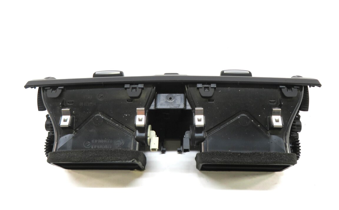 Thumbnail 3: 2011 BMW X5 (E70) FRONT CENTER DASH HEATER A/C AIR VENT w/ HAZARD & LOCK SWITCH