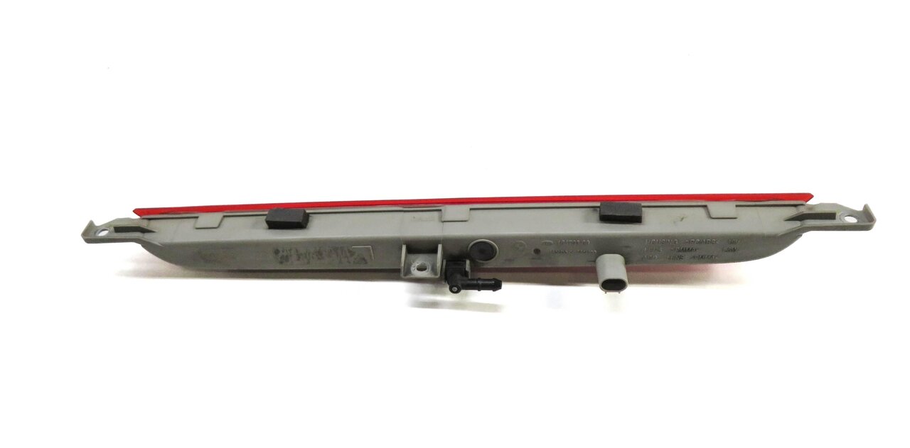 Thumbnail 3: 2011 BMW X5 (E70) REAR 3rd THIRD BRAKE LIGHT STOP SIGNAL LAMP
