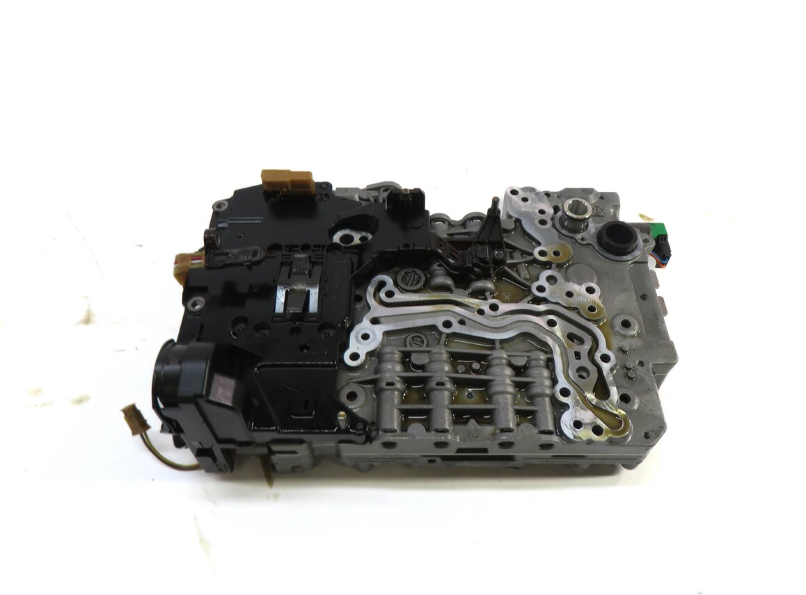 Thumbnail 3: BMW 2012 528i / 2013 328i X3 - 2.0L AWD 8HP-45 A/T TRANSMISSION VALVE BODY