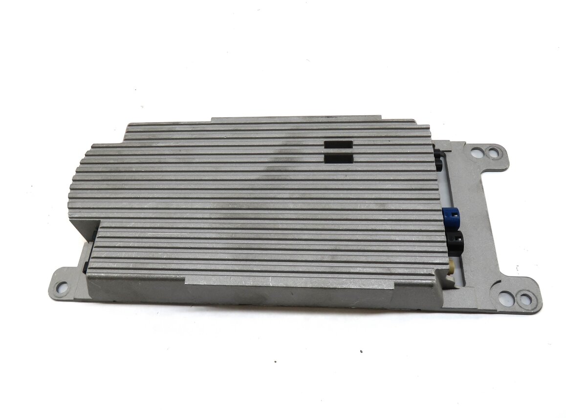Thumbnail 2: 2012 BMW 528i (F10) BLUETOOTH COMMUNICATION TELEMATICS COMBOX CONTROL MODULE