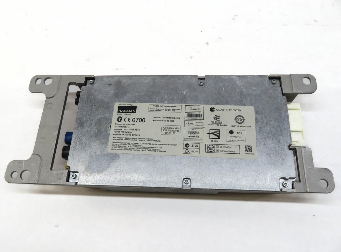 Thumbnail 3: 2012 BMW 528i (F10) BLUETOOTH COMMUNICATION TELEMATICS COMBOX CONTROL MODULE