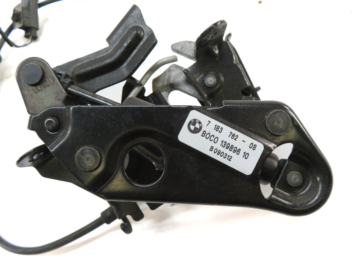 Thumbnail 4: 2012 BMW 528i (F10) FRONT LEFT & RIGHT LOWER HOOD LOCK LATCH SET-2 w/ CABLE