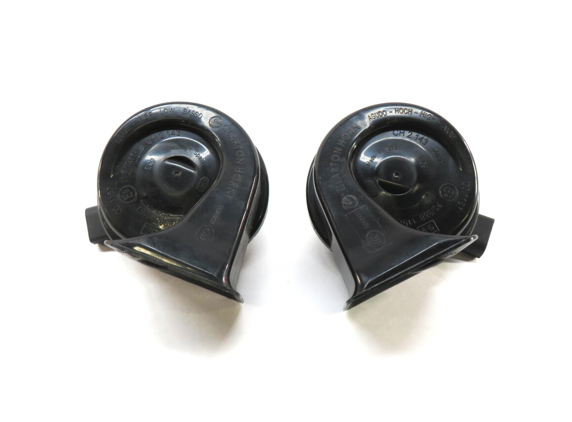 Thumbnail 2: 2011-2016 BMW 528i 535i 535iGT 550i 550iGT M5 (F10 F07) HIGH & LOW TONE HORN SET