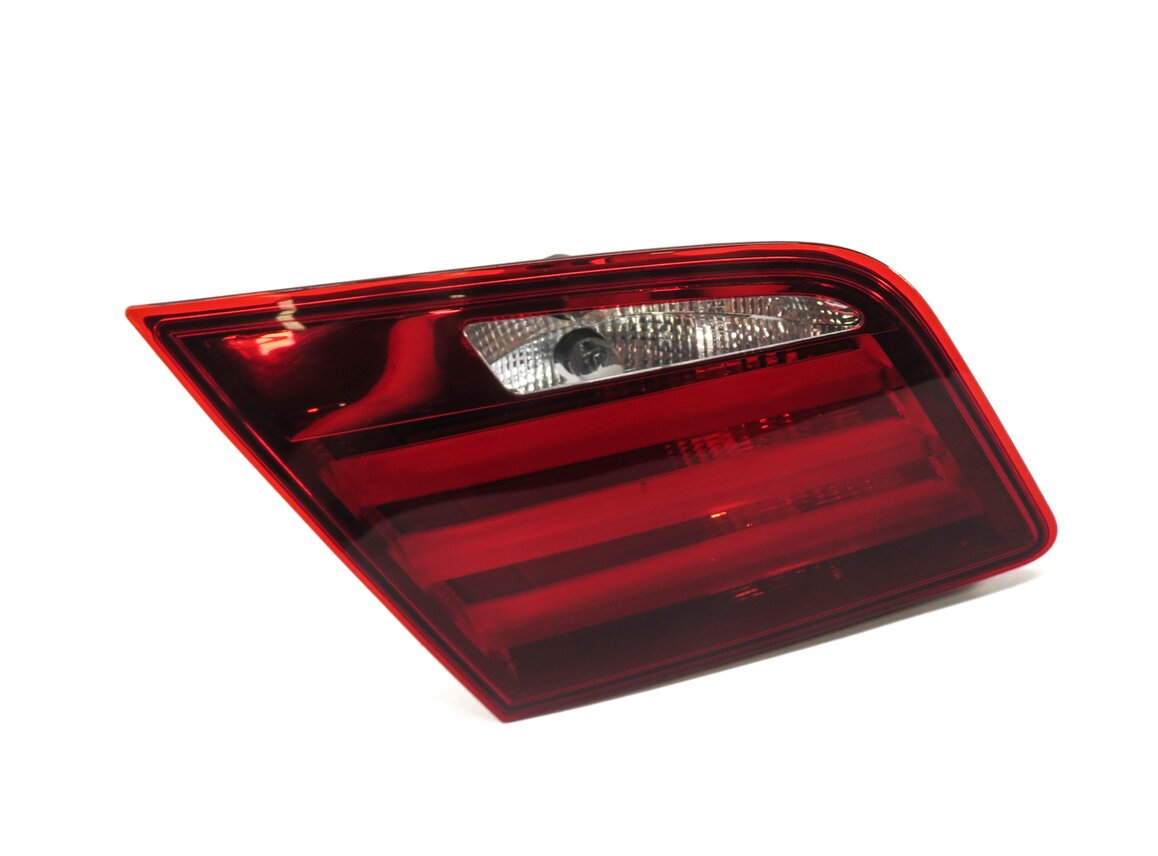 2011-2013 BMW 528i 535i 550i M5 (F10) LEFT REAR INNER TRUNK TAILLIGHT LIGHT LAMP