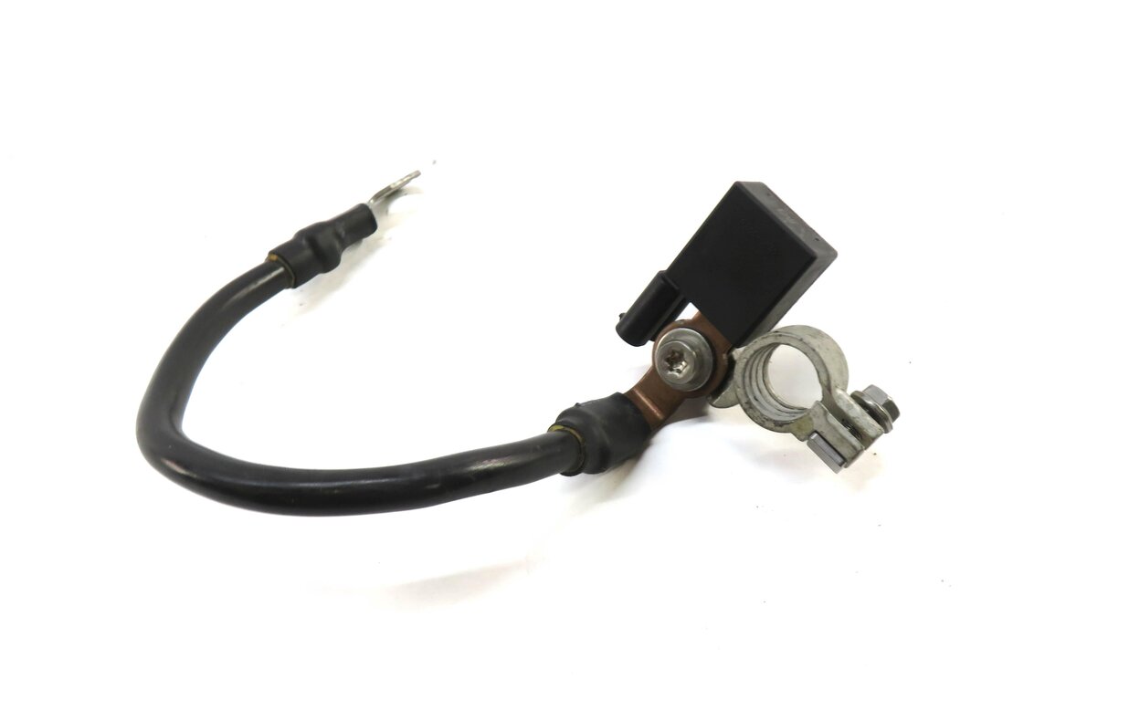 Thumbnail 3: 2017 MERCEDES CLS63 AMG (W218) NEGATIVE BATTERY CABLE
