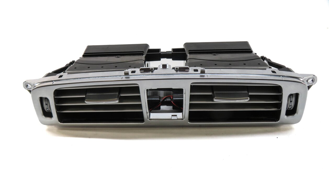 2017 MERCEDES CLS63 AMG (W218) CENTER DASH HEATER A/C AIR VENT