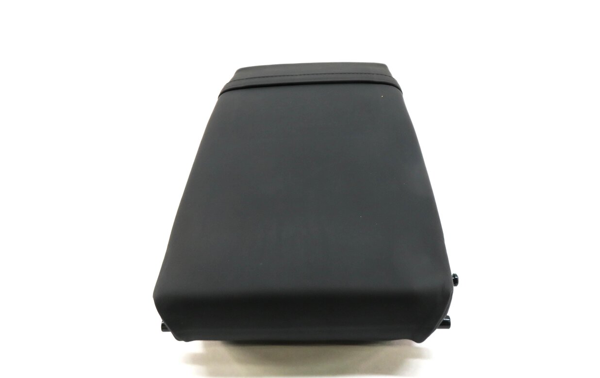 Thumbnail 4: 2017 MERCEDES CLS63 AMG (W218) REAR CENTER CONSOLE CUP HOLDER ARMREST (BLACK)