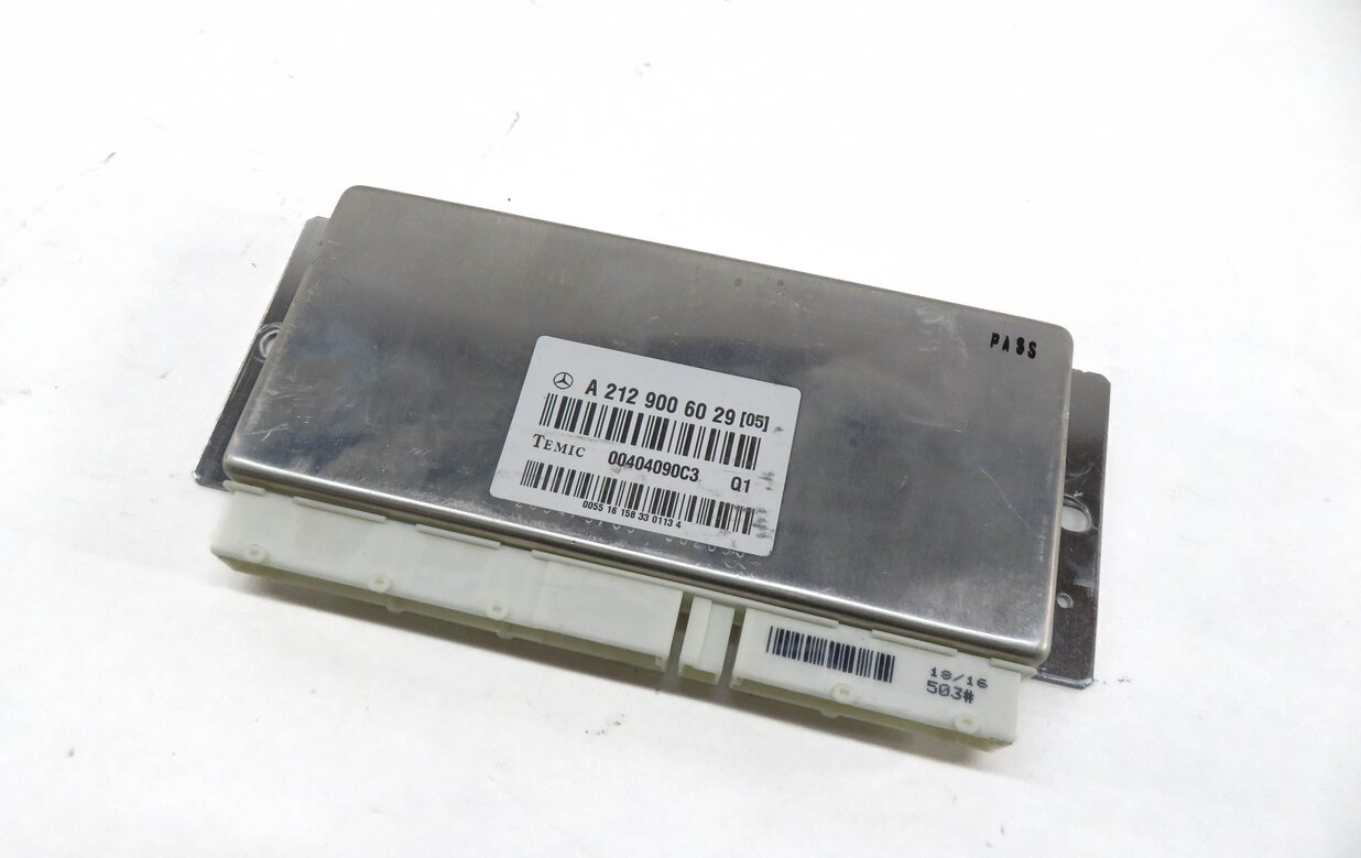2016-2018 MERCEDES BENZ CLS CLASS (W218) AIR SUSPENSION LEVELING CONTROL MODULE