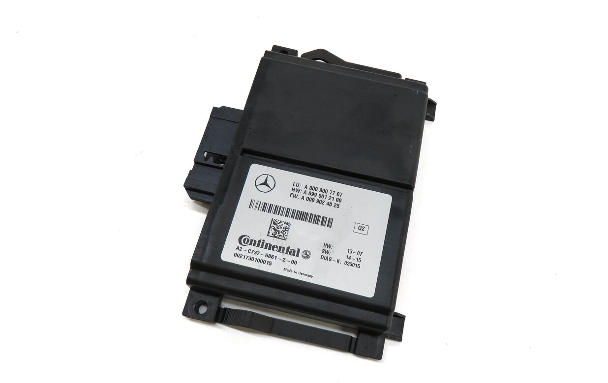 Thumbnail 1: 15-17 MERCEDES E GLE CLS (W212 W218 X166) RADAR CRUISE DISTANCE CONTROL MODULE