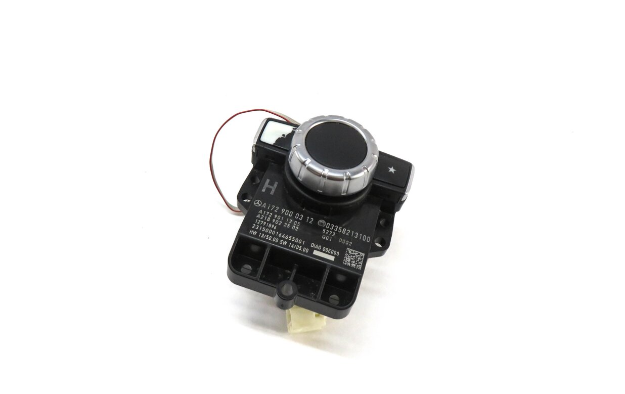 Thumbnail 1: 2017 MERCEDES CLS63 AMG (W218) RADIO STEREO GPS NAVIGATION COMMAND SWITCH KNOB