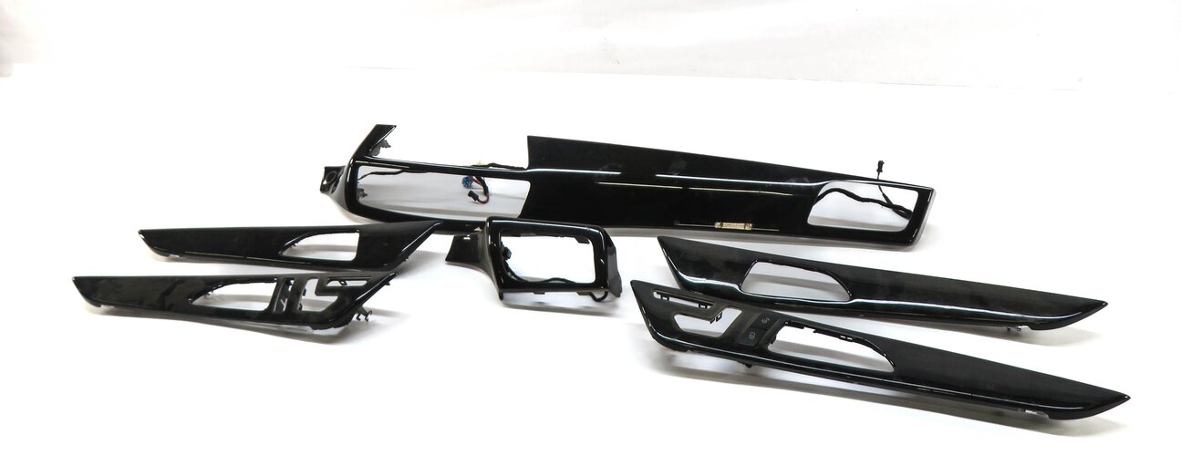 2017 MERCEDES CLS63 AMG (W218) DASH & DOOR INTERIOR TRIM SET (BLACK ASH WOOD)