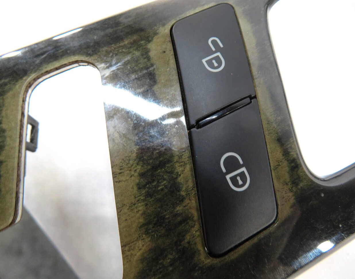 Thumbnail 11: 2017 MERCEDES CLS63 AMG (W218) DASH & DOOR INTERIOR TRIM SET (BLACK ASH WOOD)