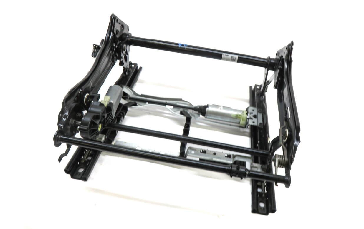 Thumbnail 1: 2012-2018 MERCEDES CLS63 AMG (W218) RIGHT FRONT PASSENGER SEAT TRACK w/ MOTORS
