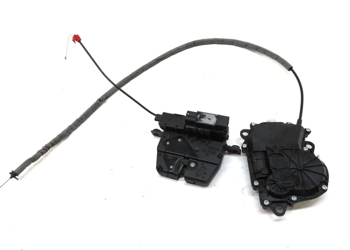 Thumbnail 2: 2012 BMW 535Xi (E60) REAR TURNK LOCK LATCH w/ SOFT CLOSE ACTUATOR