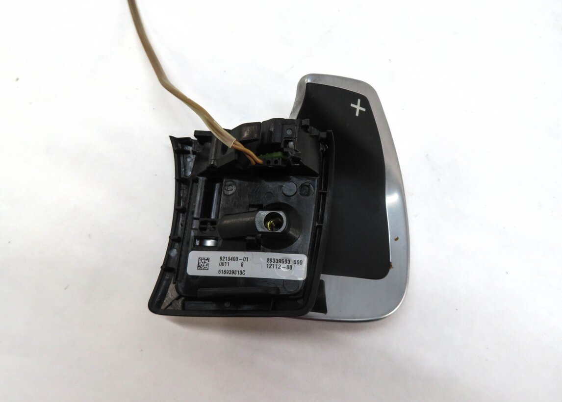 Thumbnail 4: 2012 BMW 535Xi (E60) DRIVER STEERING WHEEL RIGHT SHIFT UP PADDLE 9218400