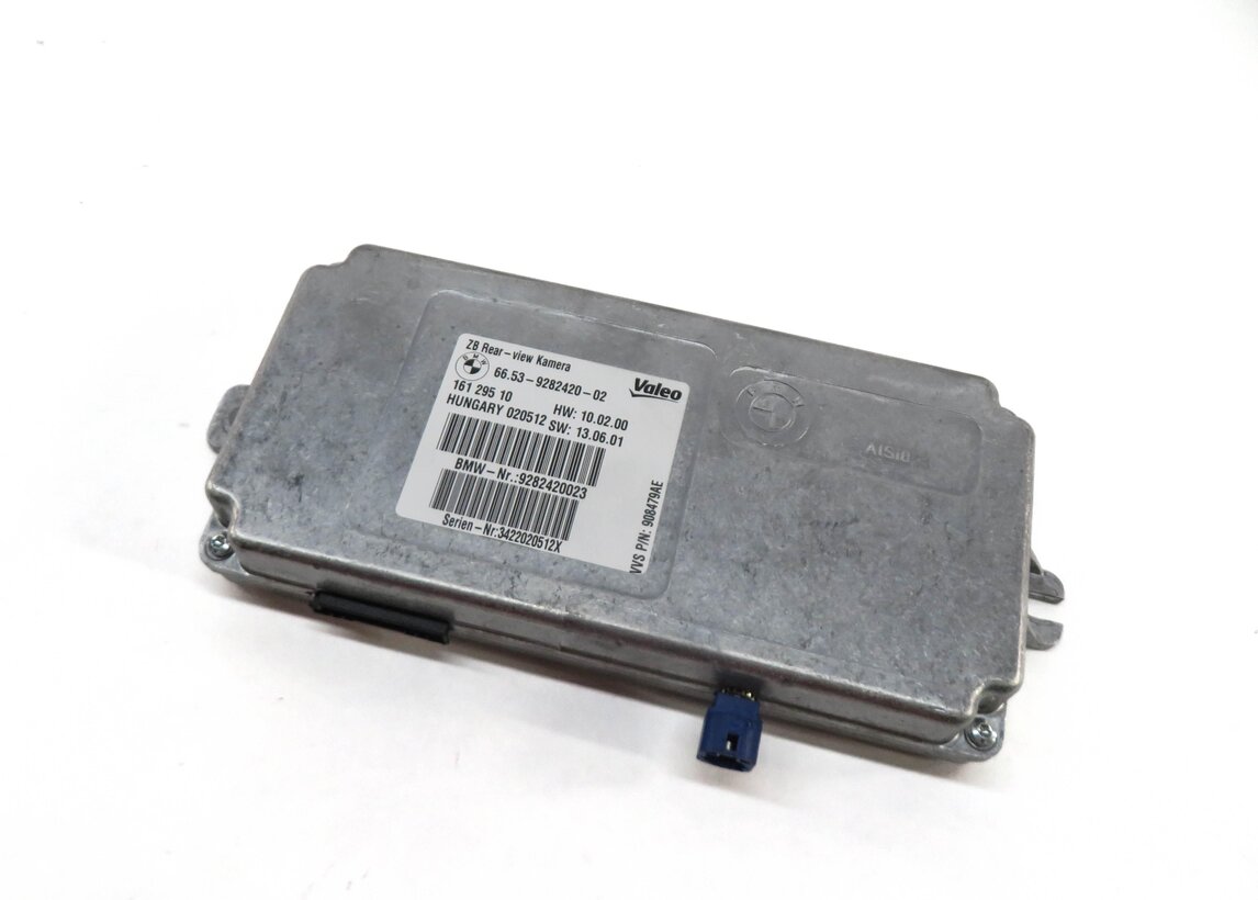 10-19 BMW 328i 330i 335i 528i 535i 550i 740i 750i M3 M4 - REARVIEW CAMERA MODULE