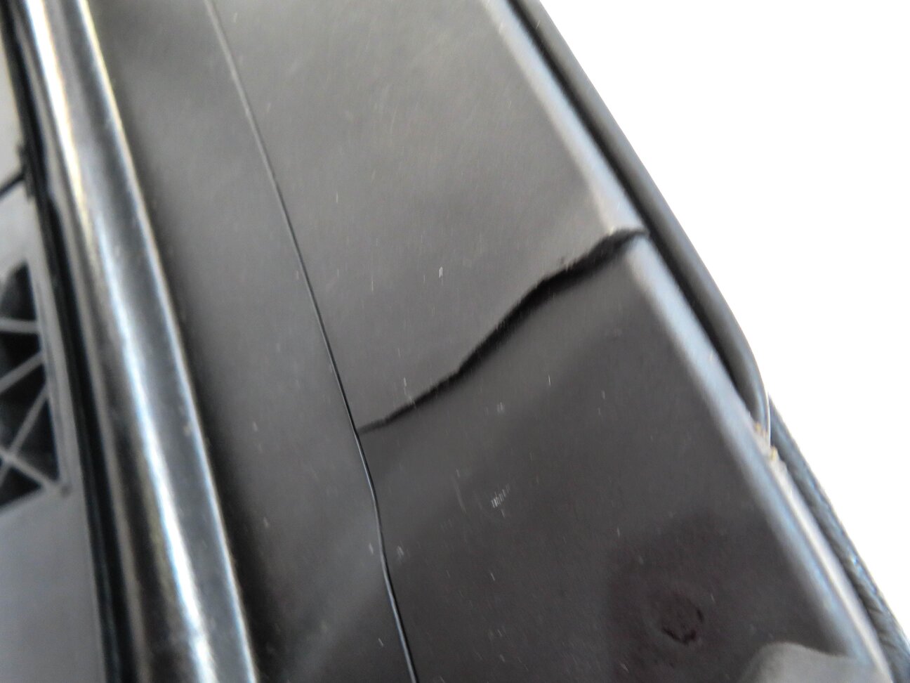 Thumbnail 7: 12-16 BMW 528i 535i 550i (F10) FRONT CENTER CONSOLE ARM REST COMPARTMENT (BLACK)
