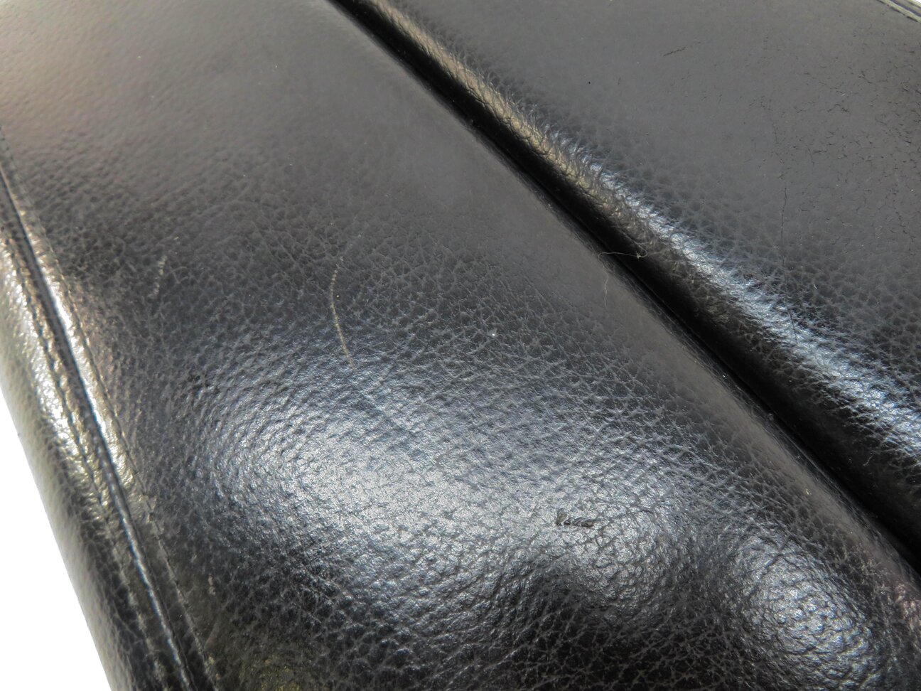 Thumbnail 8: 12-16 BMW 528i 535i 550i (F10) FRONT CENTER CONSOLE ARM REST COMPARTMENT (BLACK)