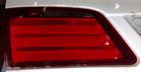 Thumbnail 2: 2011-2013 BMW 528i 535i 550i M5 (F10) LEFT REAR INNER TRUNK TAILLIGHT LIGHT LAMP