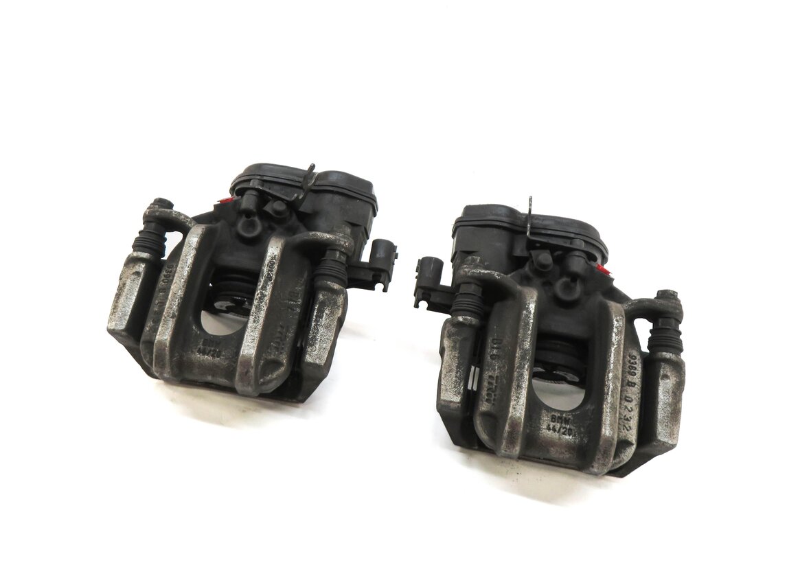 2011-2016 BMW 528i 535i (F10) REAR LEFT & RIGHT ABS DISC BRAKE CALIPER SET-2