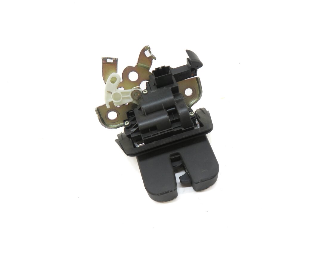2013 AUDI Q5 (B8 8R) REAR TRUNK LOCK LATCH ACTUATOR