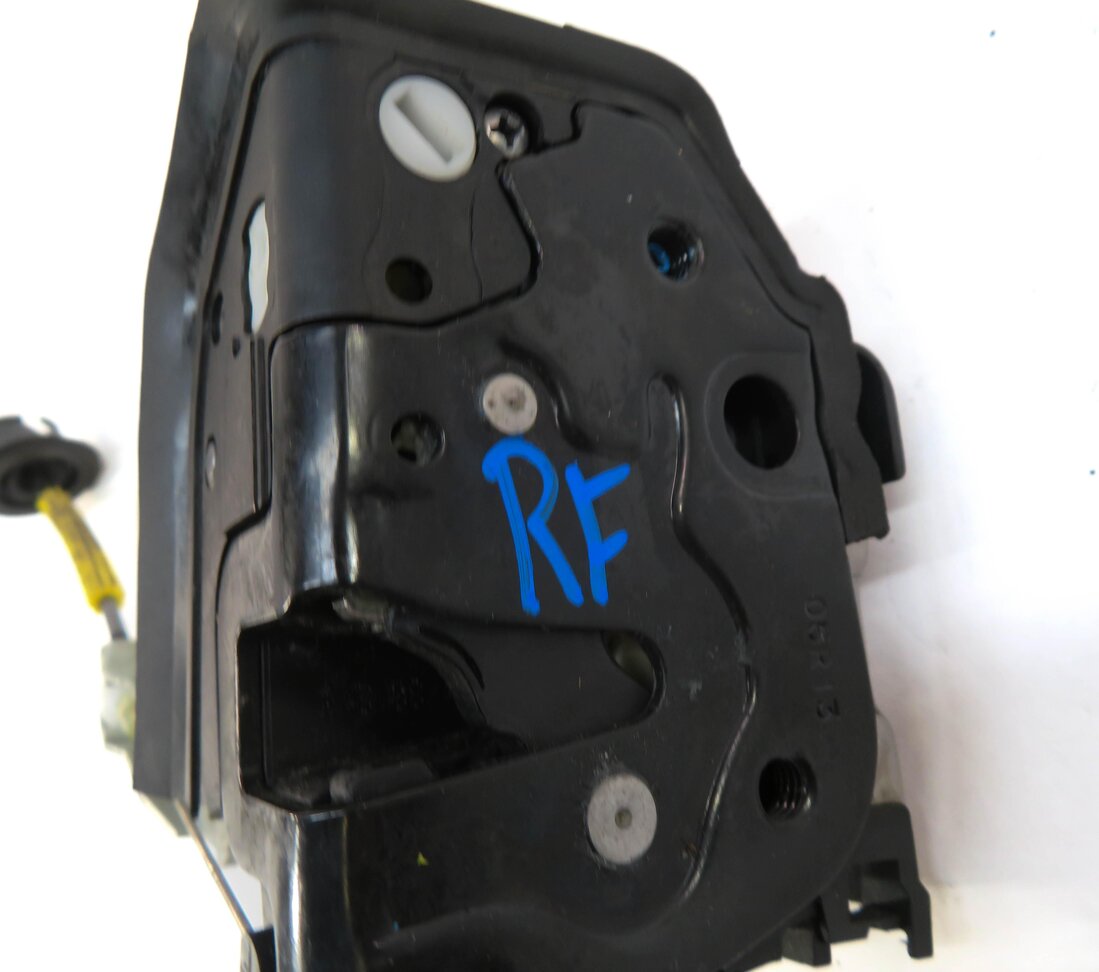 Thumbnail 5: 2010-2019 AUDI / PORSCHE A4 S4 A5 S5 A6 Q3 Q5 Q7 TT 911 - RIGHT FRONT DOOR LATCH